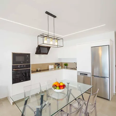 Marina Agua Playa Blanca (Lanzarote)